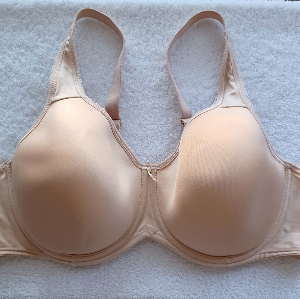 Wacoal Basic Beauty Spacer Underwire Full-Busted Bra, Size 44D - Picture 6 of 16